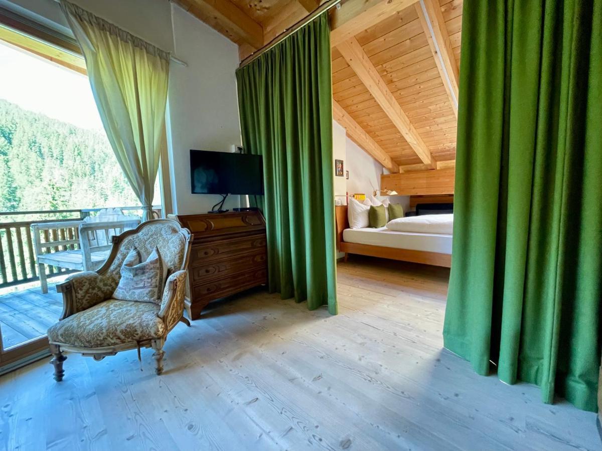 Appartement Da La Vedla flats - LISA à San Cassiano  Extérieur photo